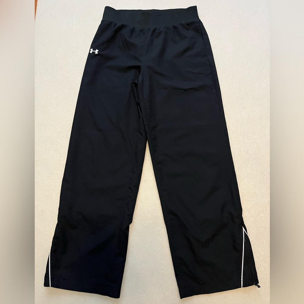 Under Armour Black Loose Fit Swishy Track‎ Pants Medium Mesh Lined Thin Ribbed